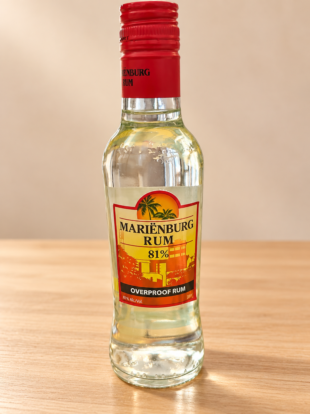 RUHM 81%  20cl